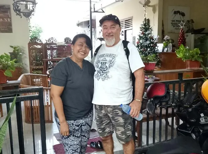 Pujihouse One Homestay *