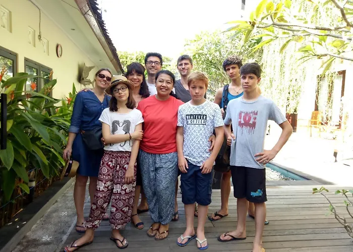 Homestay Pujihouse One *